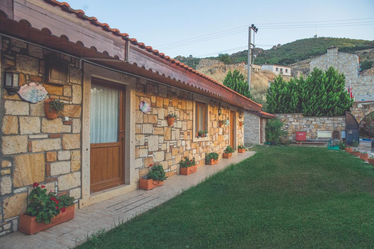 Kozbeyli Konagi Hotel Yenifoca Exterior photo